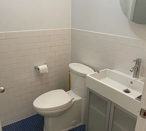 3rd image of 439 Meeker Ave #2LL