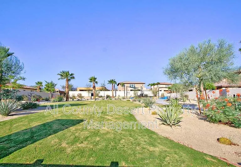 74565 Tesla Dr — Photo 45