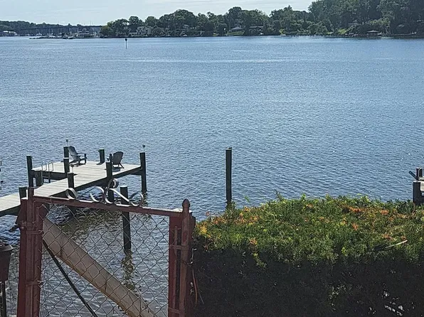 2821 White House Rd, Riva, MD 21140