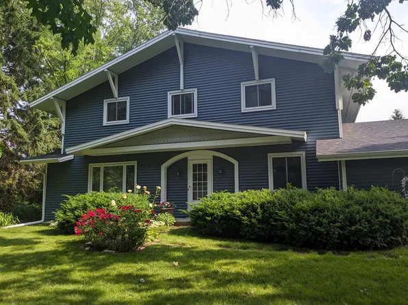 S41W27403 Timber TRAIL, Waukesha, WI 53189