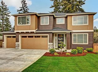 16048 19th Ave SW, Seattle, WA 98166