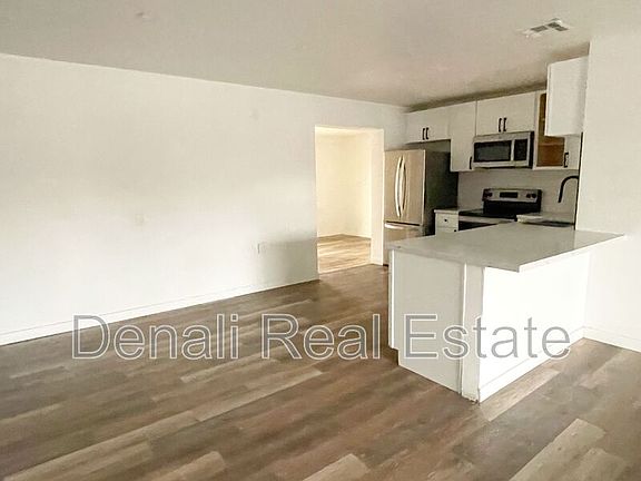 3rd image of 4512 N 48th Dr