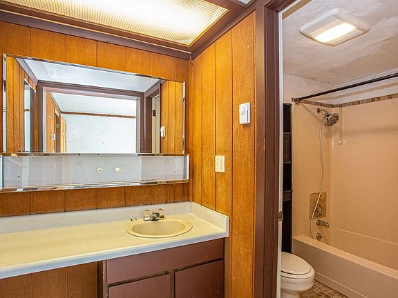5th image of 8 Silverking Baldy Mountain Townhomes #78