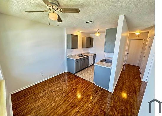 2nd image of 840 Center Ave #980