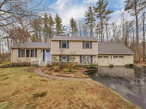 65 Hunter Lane, Barrington, NH 03825