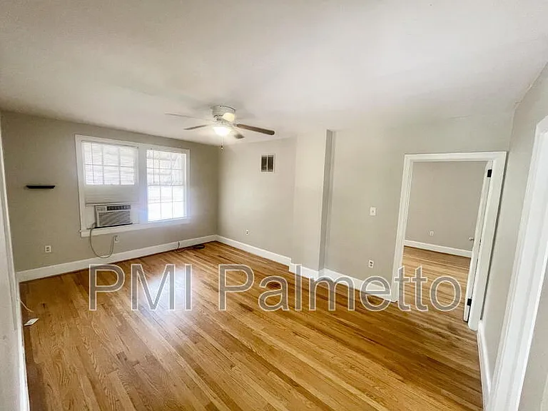 1717 Burnham St — Photo 5