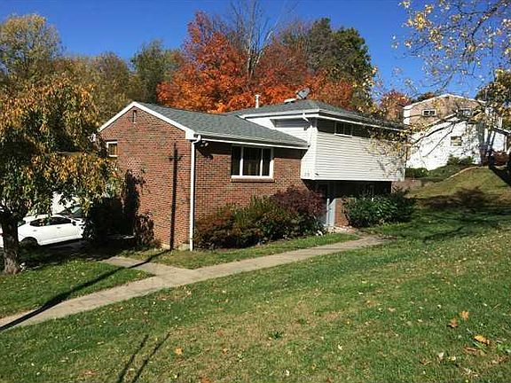 3rd image of 35 Vernon Dr