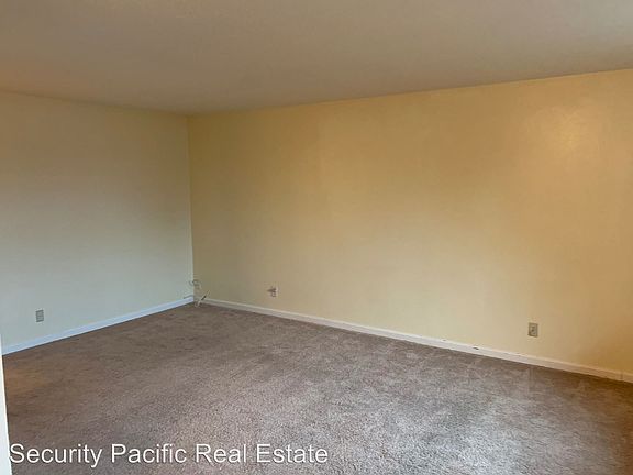 4th image of 941 S 45th St