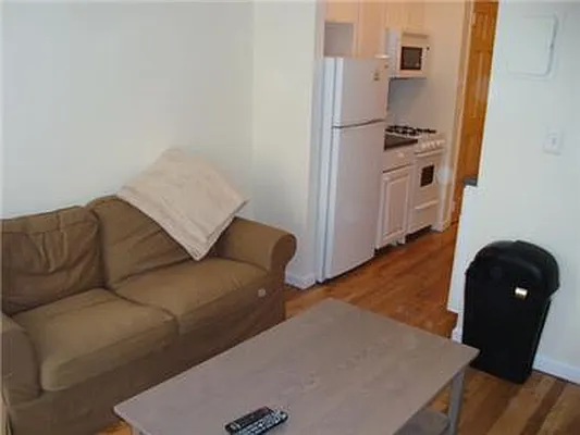 Rented by Luxor Homes & Investment Realty | media 22