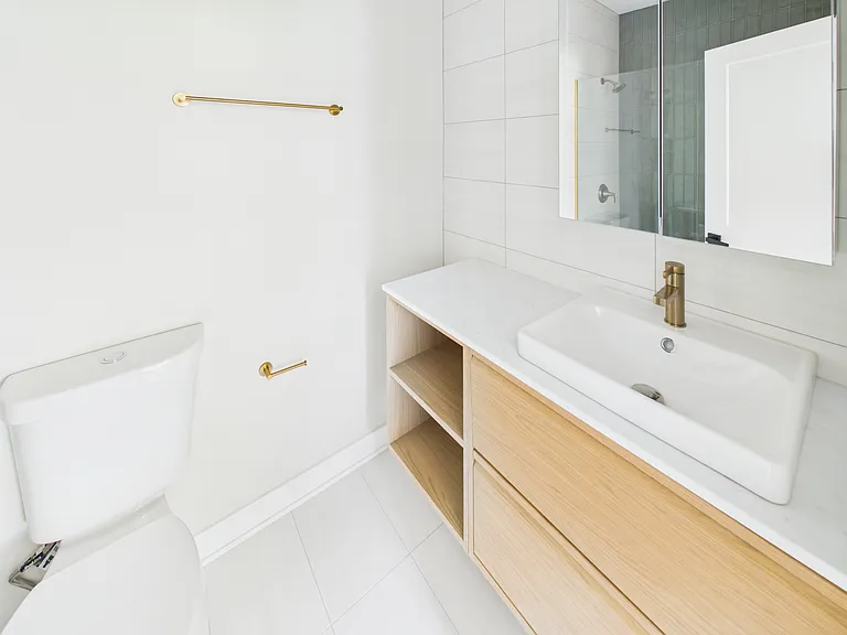 2839 W 24th Blvd #1F — Photo 18