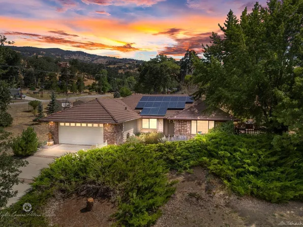 24500 Stine Ct, Tehachapi, CA 93561