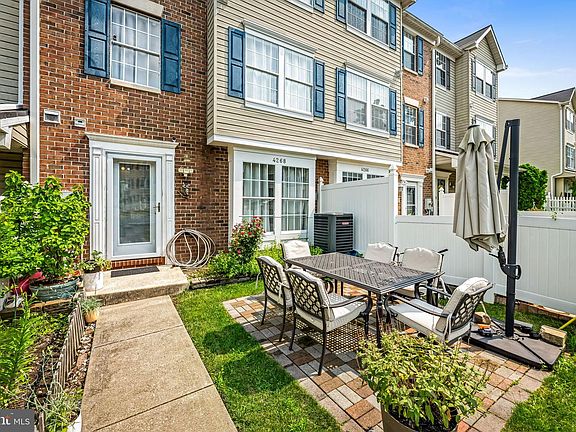 2nd image of 4268 Maple Path Cir Unit 2