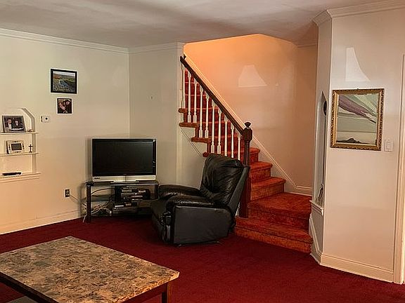 3rd image of 61-34 82nd St