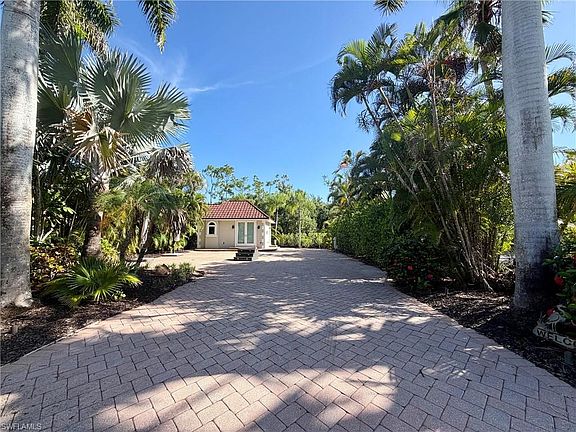 3rd image of 4874 Southern Breeze DR