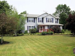 3535 Island Trail Dr, Williamsburg, OH 45176