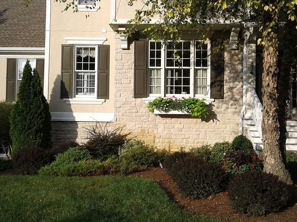 2nd image of 1700 River Ridge Dr