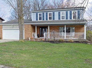 861 Tamarind Cir, Barberton, OH 44203