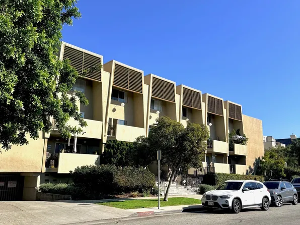 921 10th St.