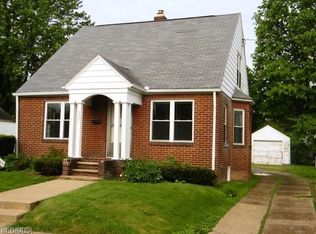 307 S Nickel Plate Ave, Louisville, OH