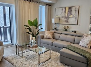 19 A West St N #204, Kawartha Lakes, ON K0M 1N0