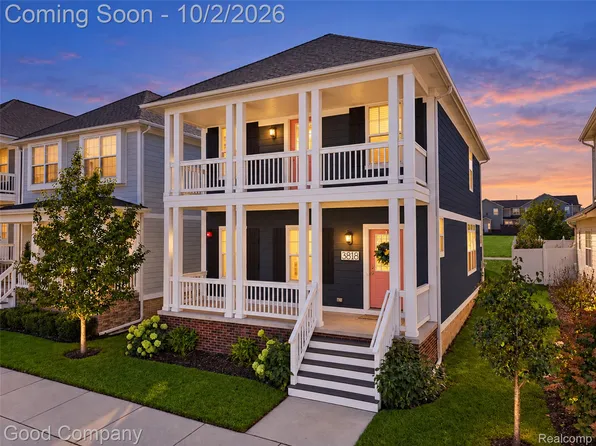 3818 Forester Blvd, Auburn Hills, MI 48326