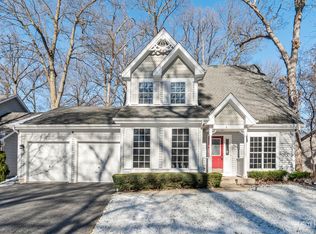 6 Dartmouth Ct, Streamwood, IL 60107