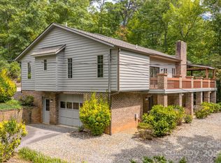 452 Cragmont Rd, Black Mountain, NC 28711