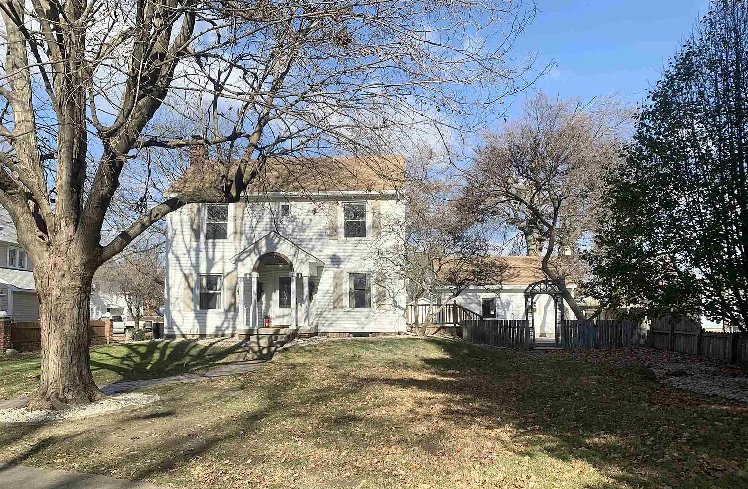 108 Leafy Ln photo 1