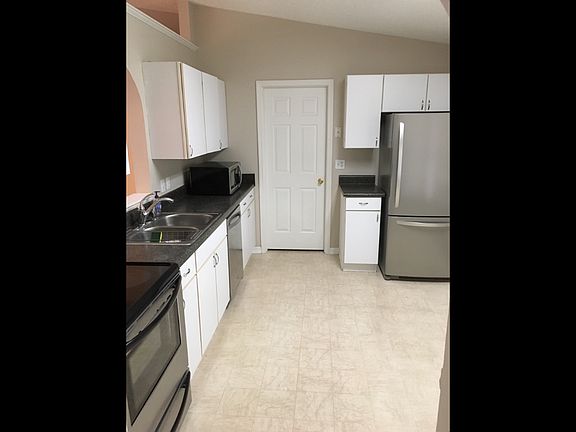 4th image of 2787 Lantana Lakes Dr E