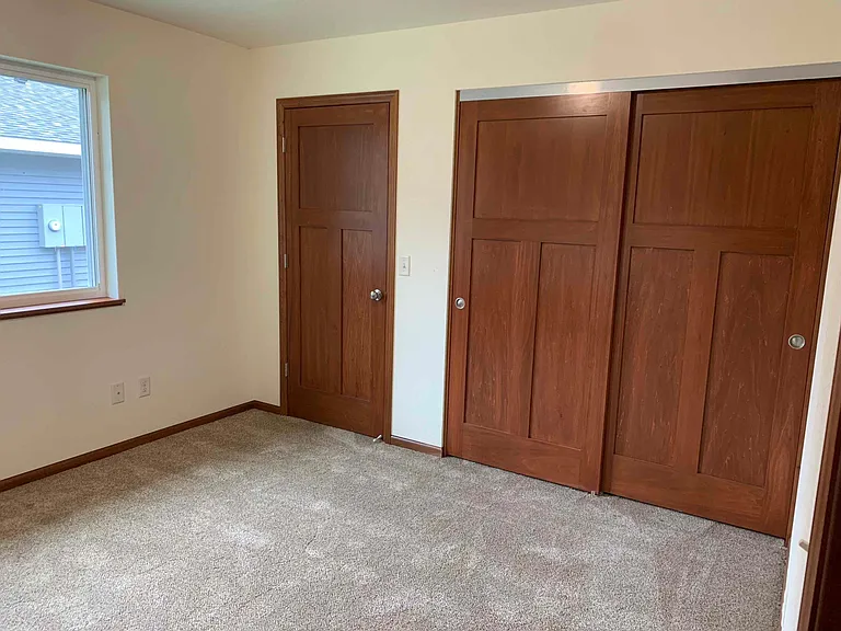 771 James Dr — Photo 13