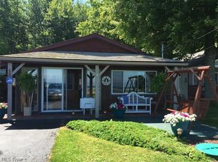 4412 Lake Rd E, Geneva, OH 44041