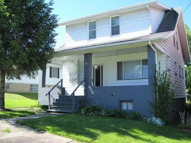 150 E Coffee St photo 1