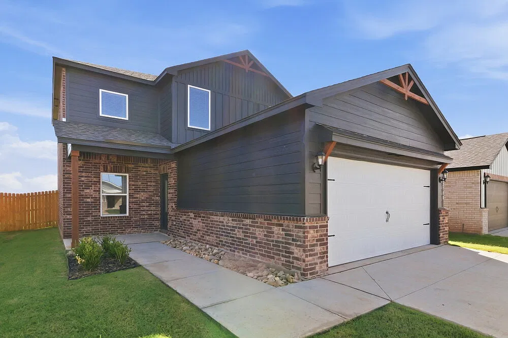 4 bed, 3.0 bath, 1903 sqft, $1,955 — Photo 4