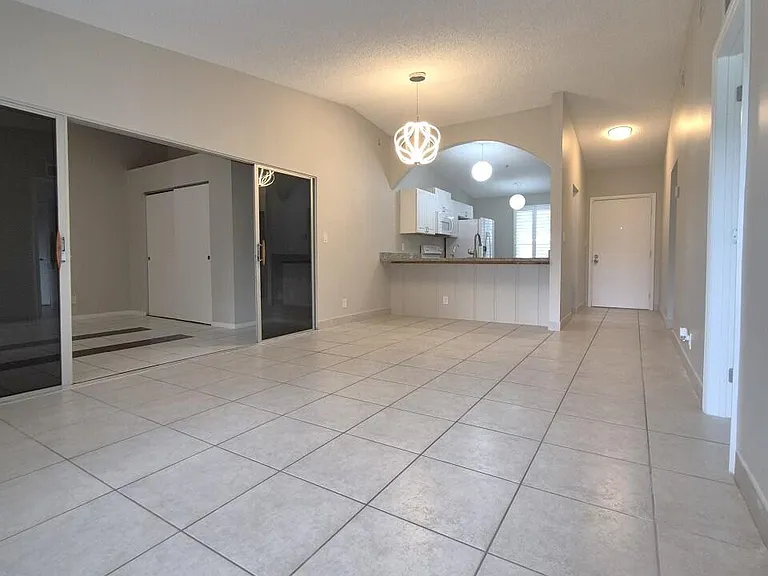 5510 Lakewood Cir S #C — Photo 27