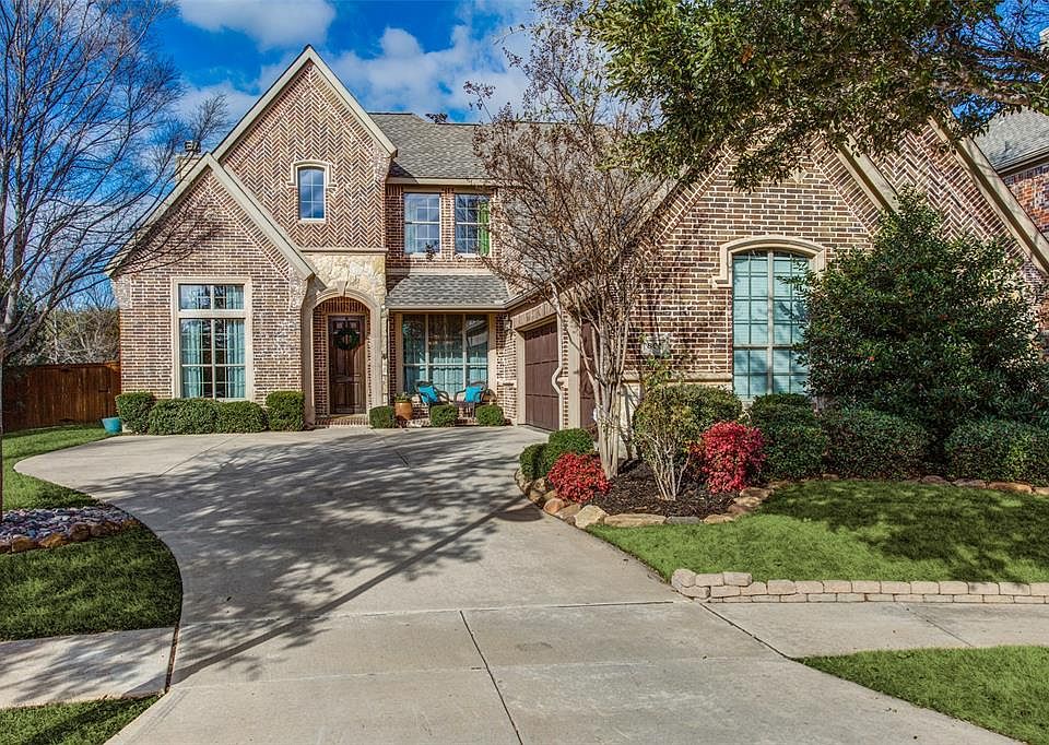 1st image of 801 Senna Dr