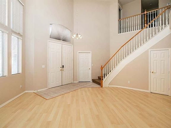 2nd image of 3531 Kahala Bay Ln