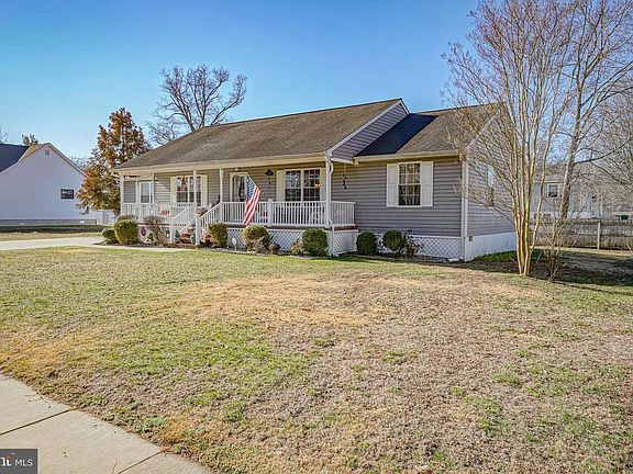 2nd image of 121 Princeton Rd