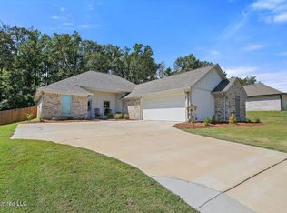125 Allie Ln, Canton, MS 39046