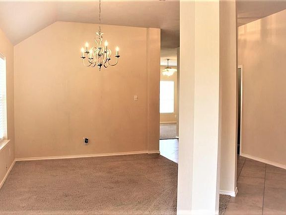 4th image of 4831 Mosaic Canyon Ct