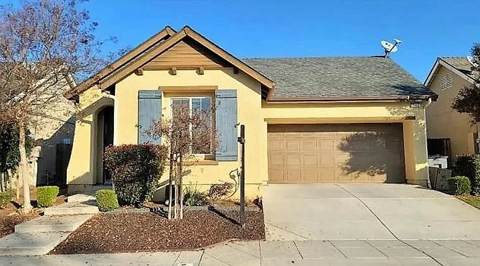 7410 E Ramona Way — Photo 1