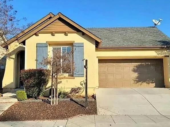 7410 E Ramona Way, Fresno, CA 93737