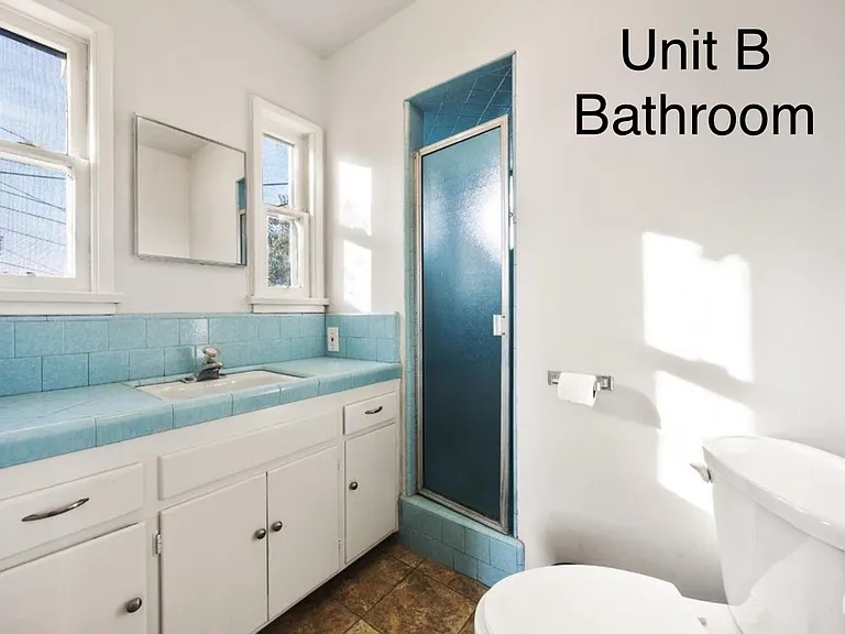 811 1/2 Wilson Ave #B — Photo 3