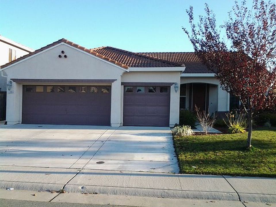 2nd image of 1708 Portello Way