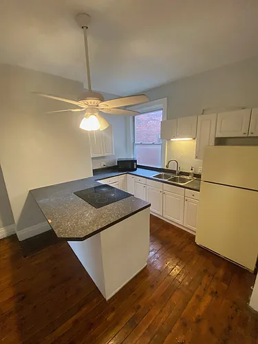 831 Collins Ave #1 Photo 1