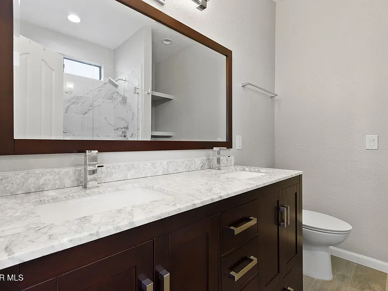 6401 Franklin Ridge Dr — Photo 25