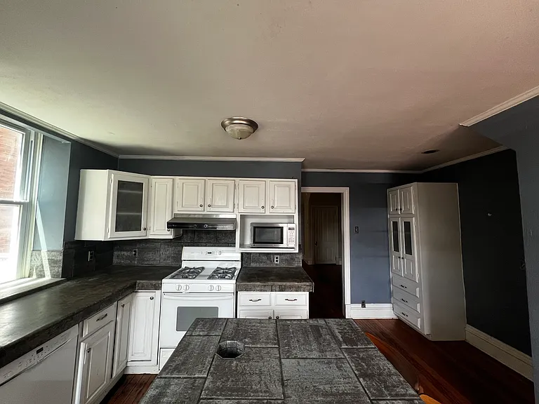 3308 Illinois Ave — Photo 8