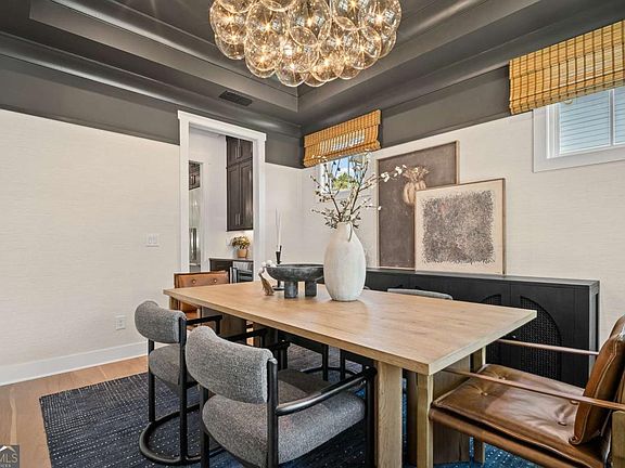 7th image of this home