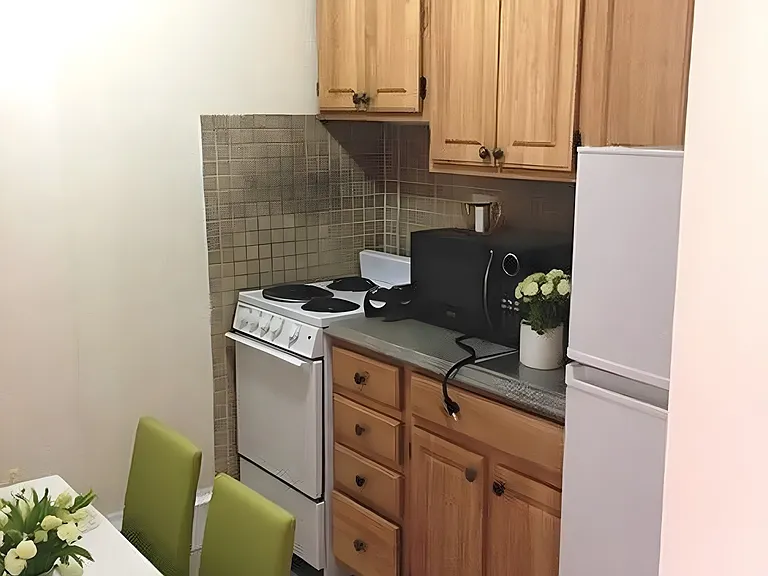 470 Beacon St #7A — Photo 4