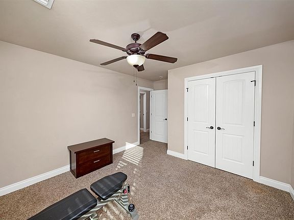 5th image of 2412 SW Edinburough Dr