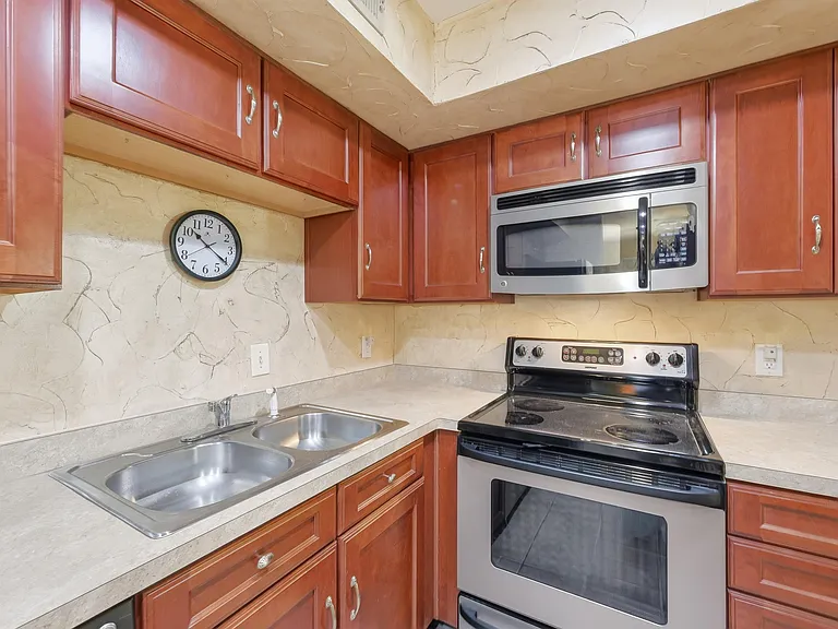 2311 Basil Dr #DRIVEC105 — Photo 9